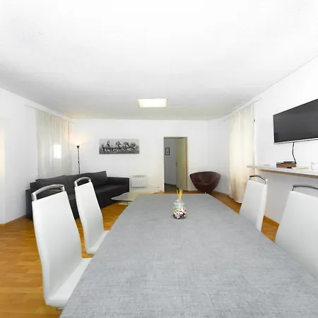 Piazza Grande House Apartamento Locarno