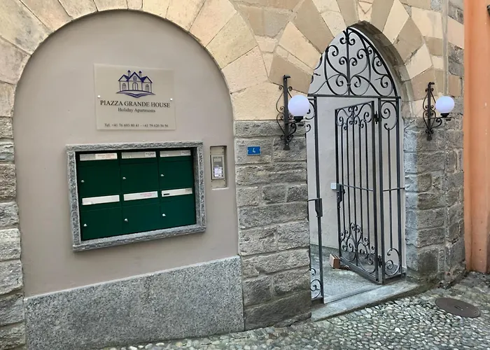 Piazza Grande House 洛迦诺