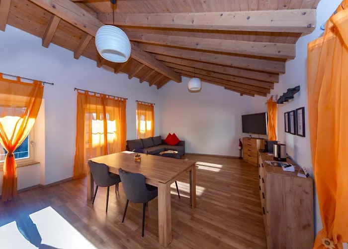 Piazza Grande House * 洛迦诺